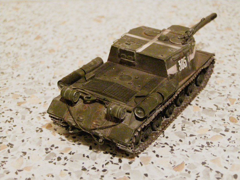 PST 72004 Self-propelled assault gun ISU-152 1/72 – zdjęcie 9