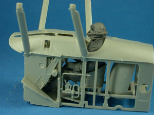 Copper State Models F32-038 Seated RFC Pilot in Sidcot suit 1/32 – zdjęcie 3