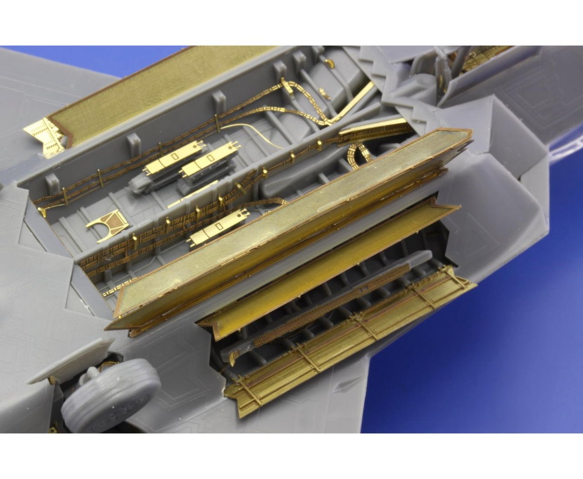Eduard 72517 F-22 bomb bay 1/72 FUJIMI – imagen 3
