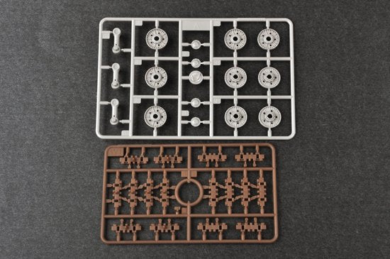 Trumpeter 05588 Soviet JS-2 Heavy Tank 1/35 – Bild 5