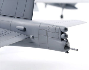 Modelcollect UA72200 B-52H U.S. Stratofortress strategic Bomber 1/72 – imagen 18