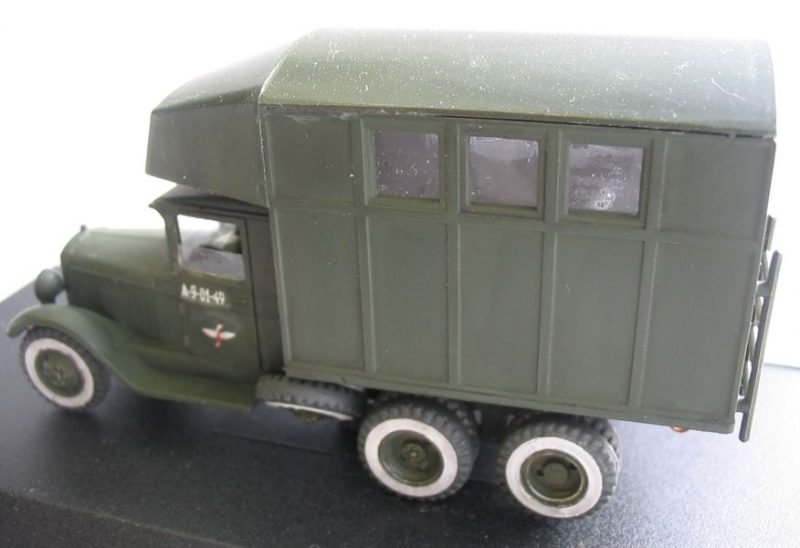PST 72024 PARM-2 Field Aircraft Repair Shop 1/72 – imagen 4