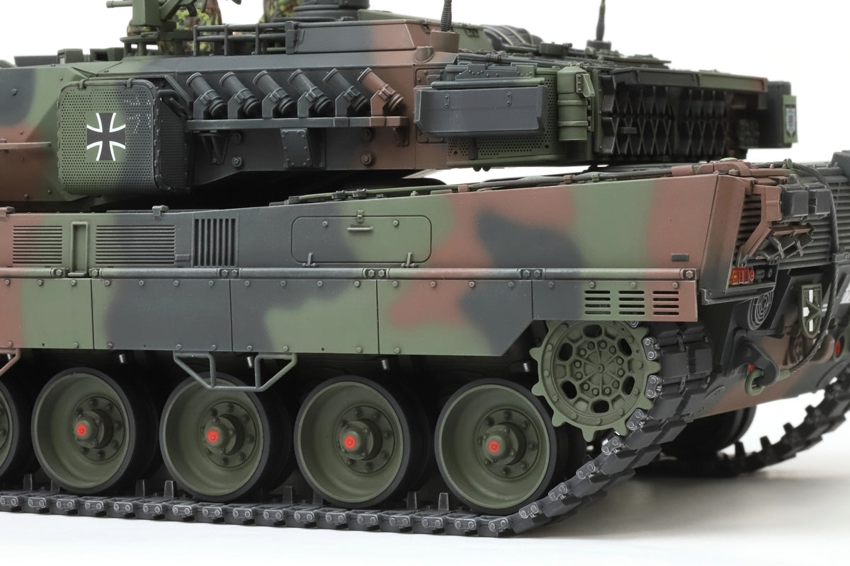 Tamiya 35387 Leopard 2 A7V 1/35 – image 11