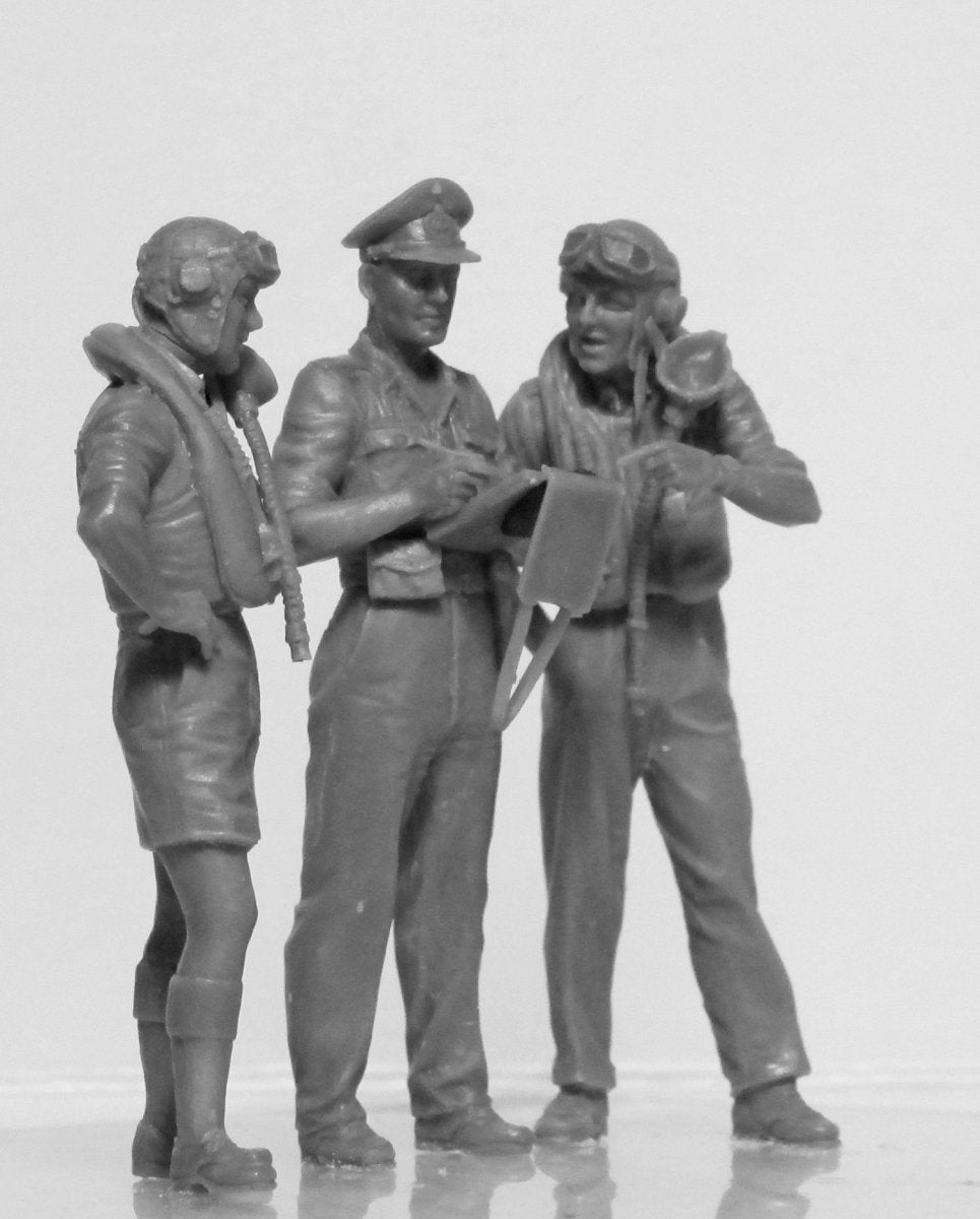 ICM 32043 Gloster Gladiator Mk.I with British Pilots 1/32 – image 5