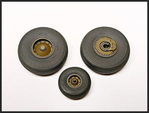 Clear Prop! CPA35002 CH-54A Tarhe wheels set for ICM kit 1/35 – immagine 6