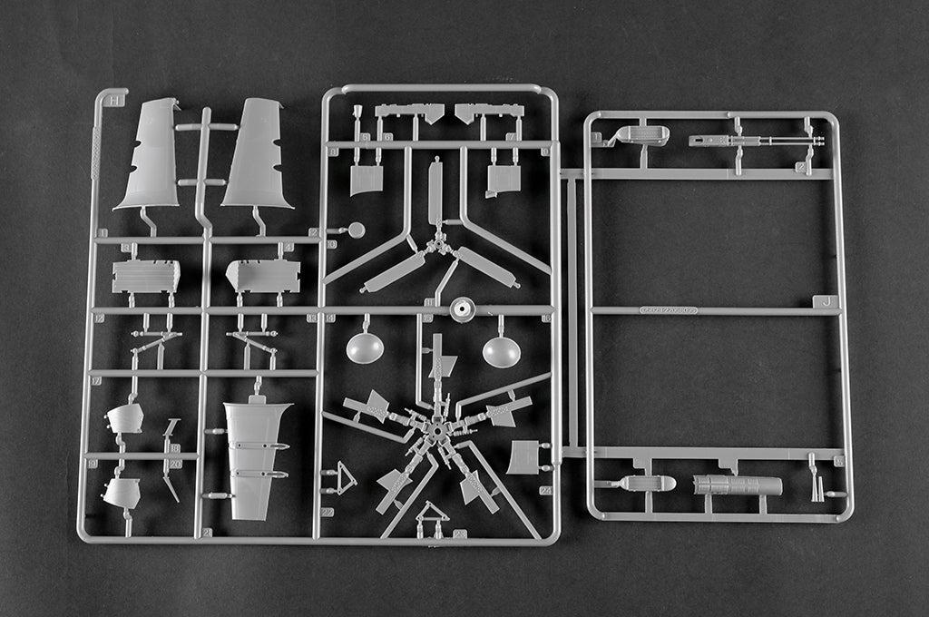 Trumpeter 05829 Mi-24P Hind-F 1/48 – zdjęcie 9