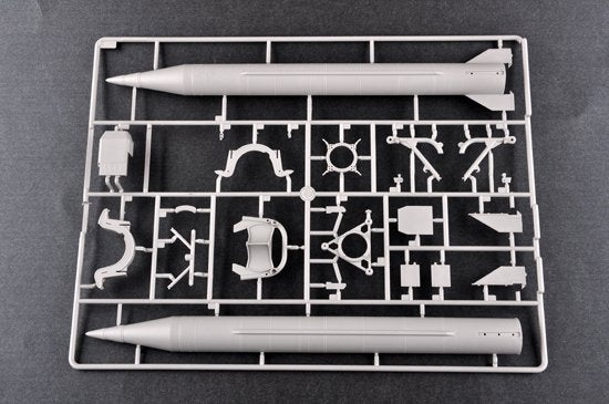 Trumpeter 01024 Ex-Soviet 2P19 Launcher w/R-17 Missile SS-1C SCUD B of 8K14 Missile System – imagen 9