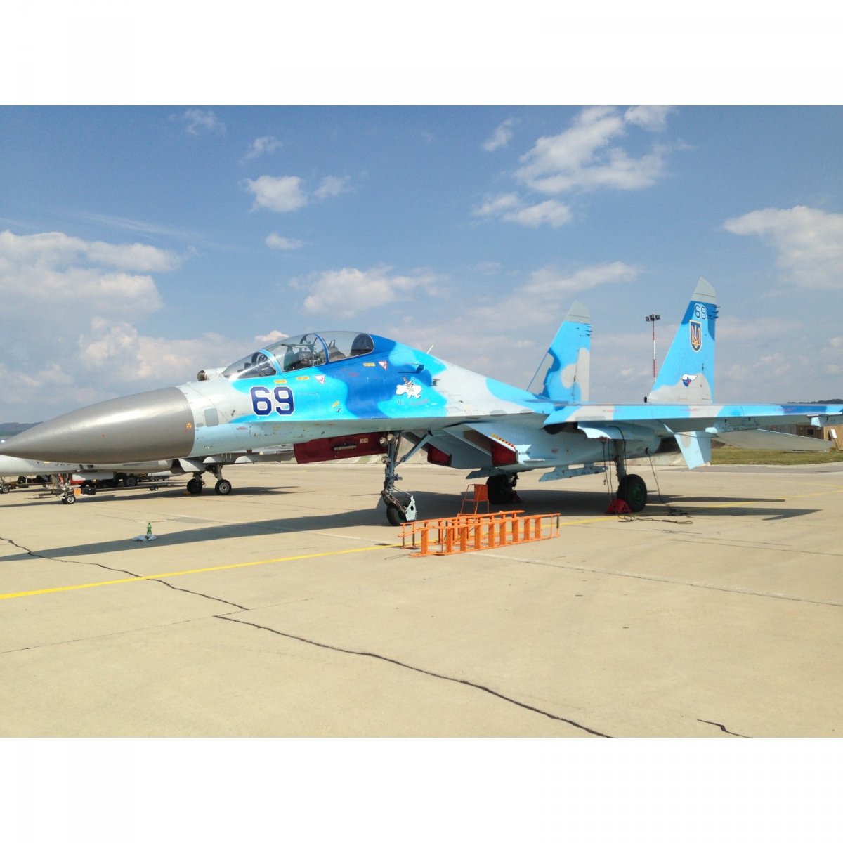 MR. Paint MRP-044 Blue SU-27 Ukraine AF 30ml – image 3