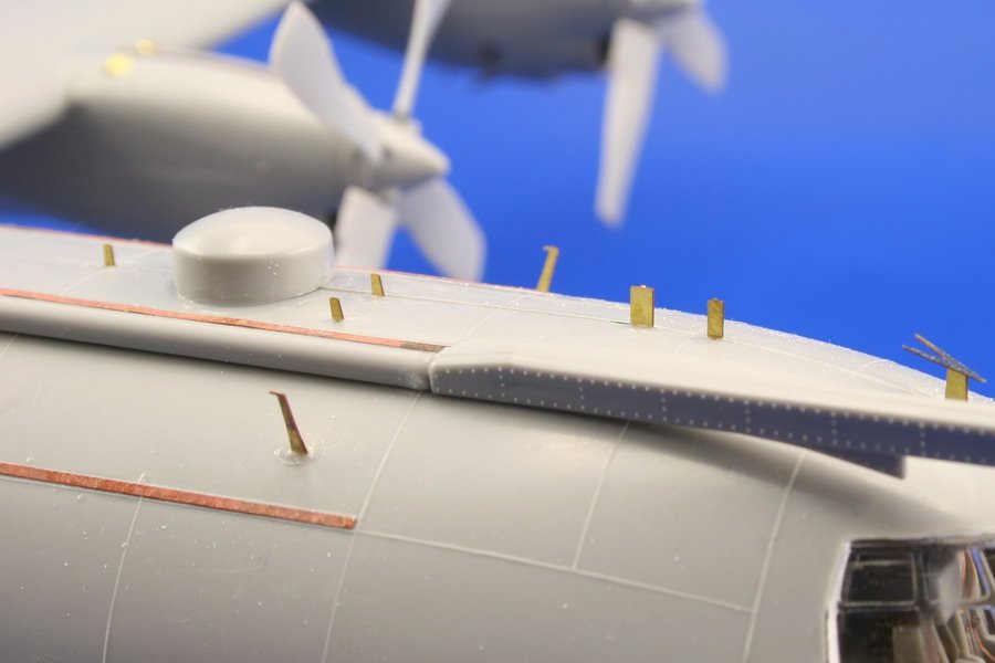Eduard 72461 C-130H exterior 1/72 ITALERI – imagen 9