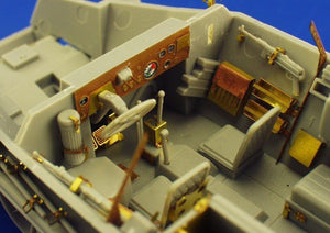 Eduard 35795 Sd. Kfz.251/7 Ausf. C Pioneerwagen 1/35 Dragon – immagine 9