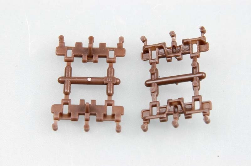 Trumpeter 02042 Russian 650mm steel track for Russian KV/JS tank 1/35 – Bild 3
