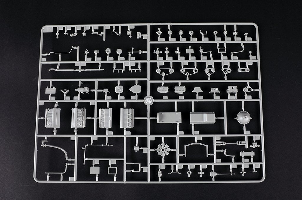 Trumpeter 09605 Russian 9P149 Launching Vehicle w/9K114 Shturm-S ATGM system 1/35 – imagen 11