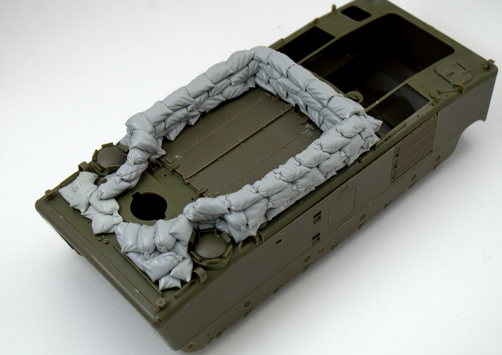 Panzer Art RE35-620 LVT-5 sandbags armor 1/35 – immagine 2