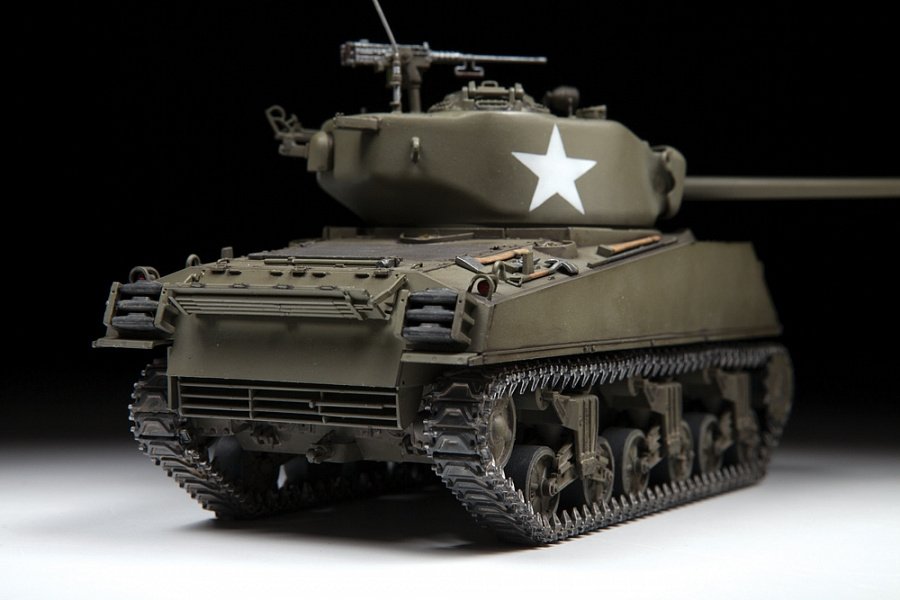 Zvezda 3676 M4A3 (76) W &amp;quot;SHERMAN&amp;quot; 1/35 – immagine 4