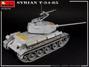 MiniArt 37075 SYRIAN T-34/85 1/35 – imagen 5