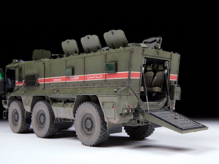 Zvezda 3701 Russian armored vehicle Typhoon-K 1/35 – imagen 6