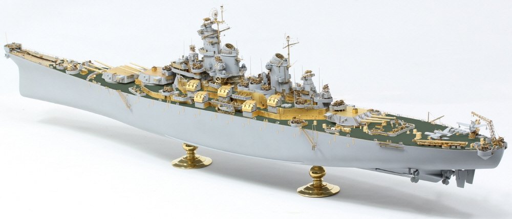 Pontos 37026FB USS BB-63 Missouri 1945 Advanced Detail Up Set (Deck Blue 20B stained wooden deck) 1/350 – Bild 2