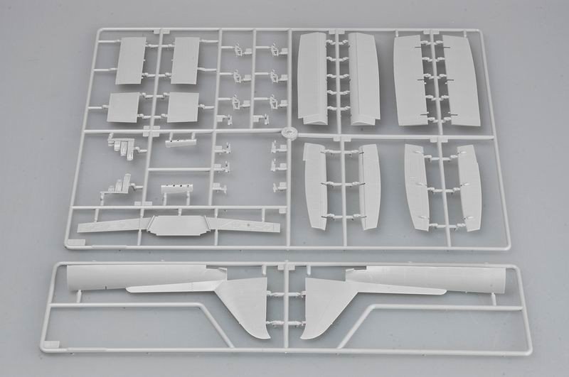 Trumpeter 02265 P-47N Thunderbolt 1/32 – immagine 7