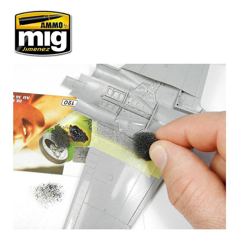 Ammo of Mig 2034 ANTI-SLIP PASTE - BLACK COLOR FOR 1/72 &amp;amp; 1/48 – image 9
