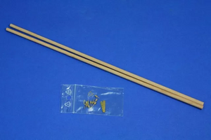 RB Model 35D02 Telegraphic pillar with 4 insulators Set contains not assembled 2 pcs 1/35 – imagen 2