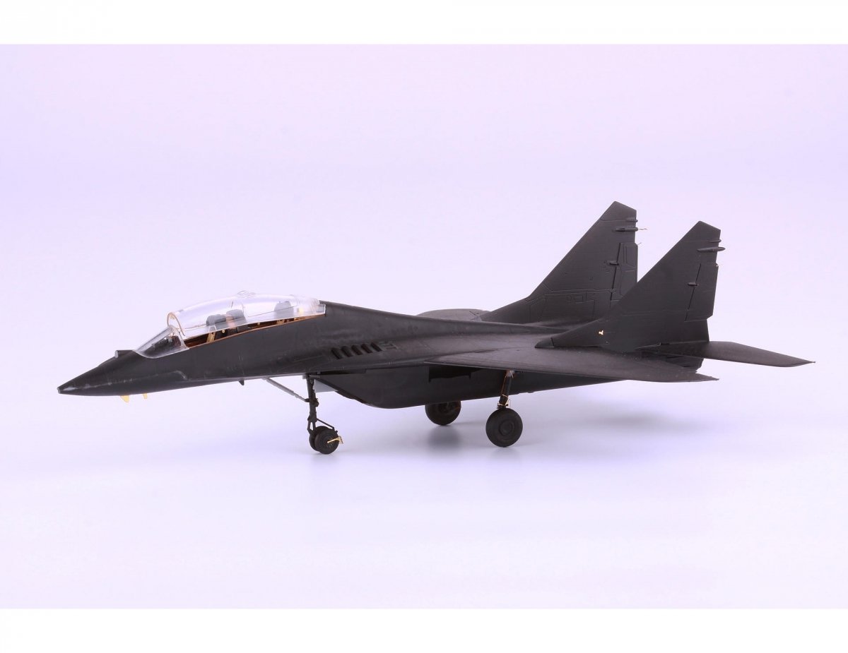 Eduard 73593 MiG-29UB Izdelye 9.51 TRUMPETER 1/72 – immagine 6