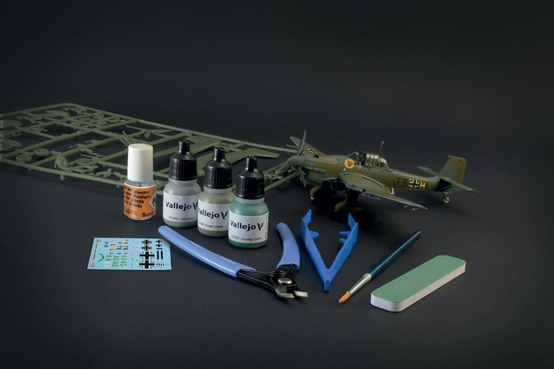 Italeri 72010 Junker Ju-87B Stuka - Complete Set For Modeling - Starter kit 1/72 – imagen 2