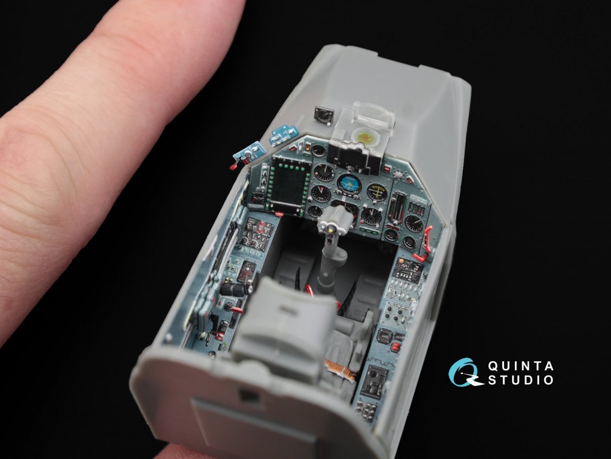 Quinta Studio QD32002 Su-25SM 3D-Printed &amp;amp; coloured Interior on decal paper (for Trumpeter kit) 1/32 – imagen 9