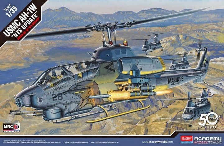 Academy 12116 USMC AH-1W &amp;quot;NTS Update&amp;quot; 1/35