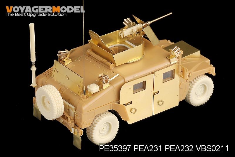 Voyager Model PE35397 Modern USMC HUMVEE M1114 w/CIP/smoke discharge for Bronco 35080 1/35 – imagen 2