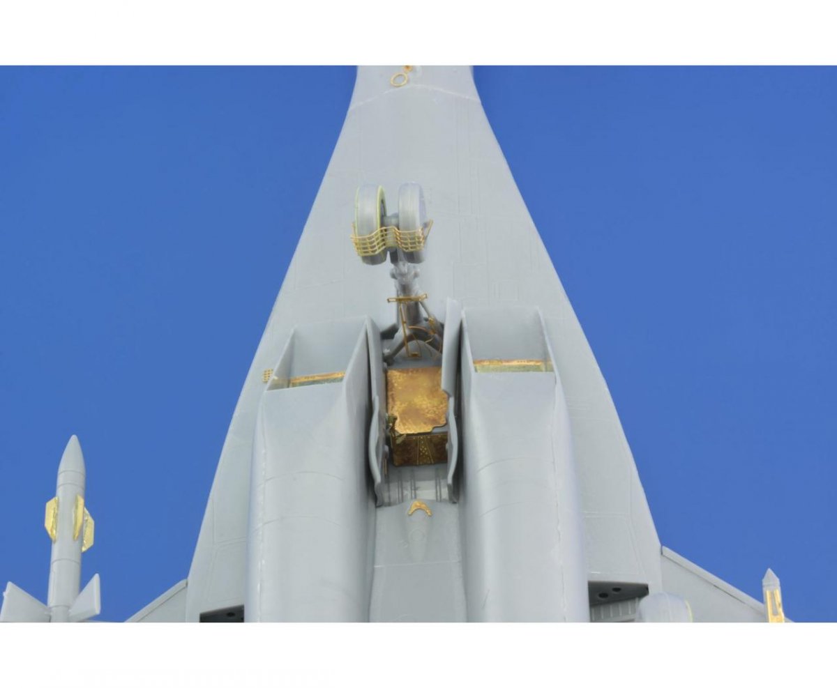 Eduard 73555 MiG-29 Izdeliye 9-13 ZVEZDA 1/72 – immagine 8