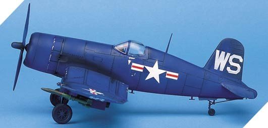 Academy 12267 F4U-4B Corsair 1/48 – imagen 4