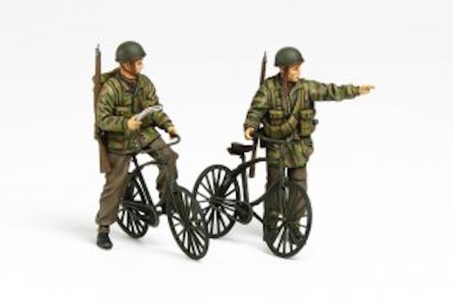 Tamiya 35333 British Paratroopers Set w/Bicycles 1/35 – imagen 3