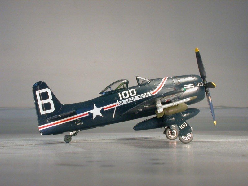 Revell 04680 F8F-1 Bearcat 1/72 – imagen 7