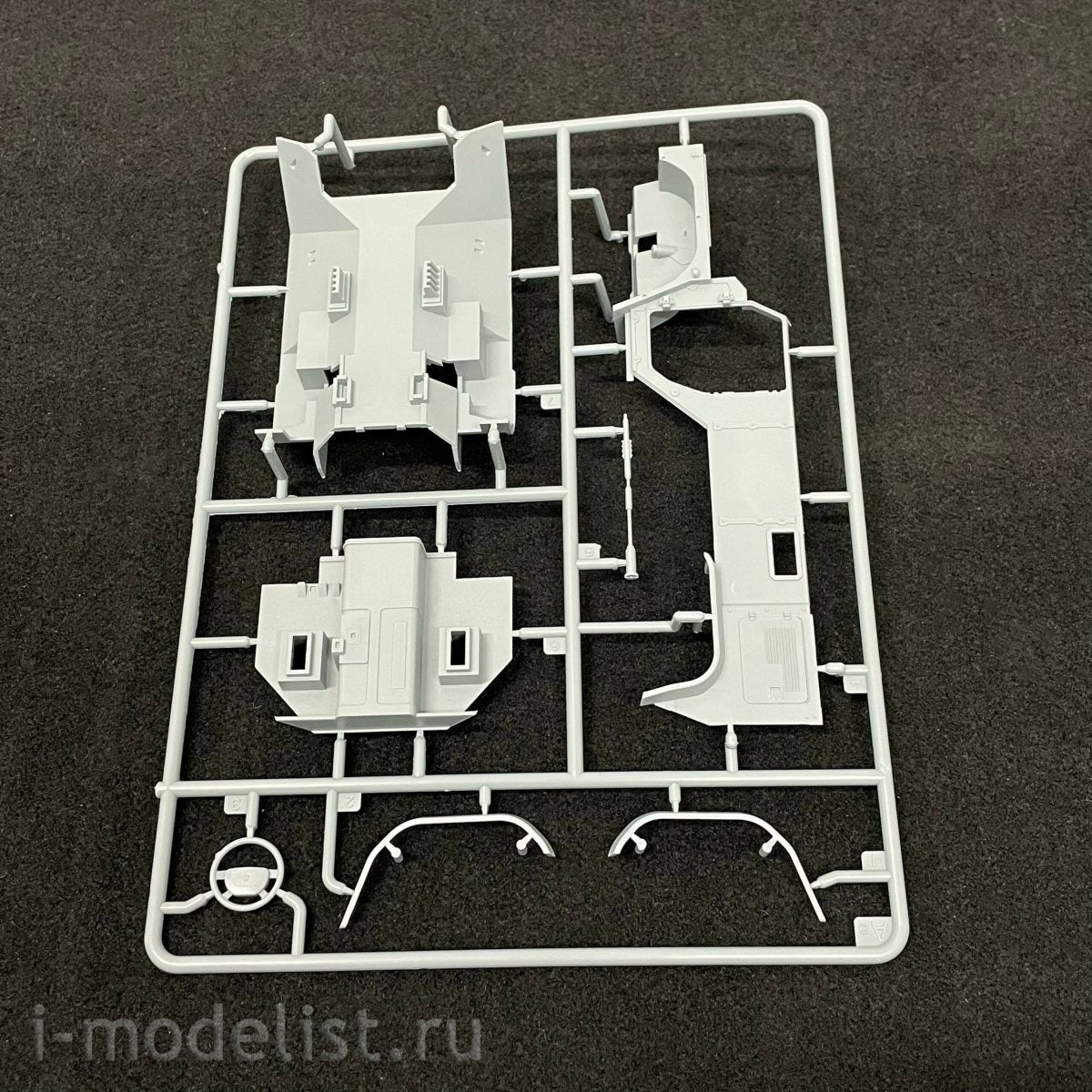 RPG Model 35022 Typhoon-VDV K-4386 w/ 32V01 RCWS 1/35 – immagine 7