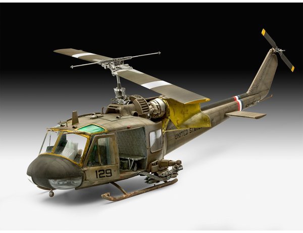 Revell 04960 Bell UH-1C 1/35 – image 4