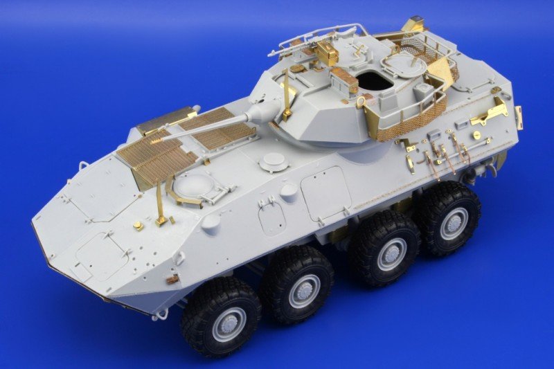 Eduard 36087 ASLAV-25 RV 1/35 Trumpeter – image 5