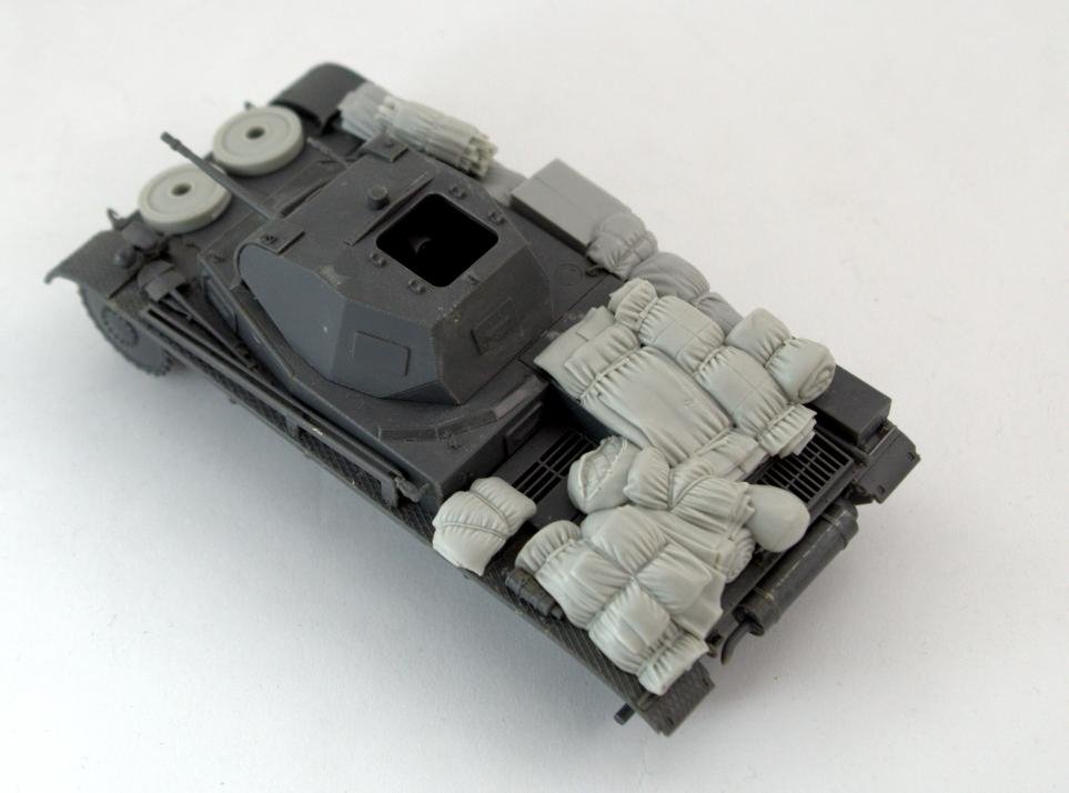 Panzer Art RE35-484 Stowage set for Pz.Kpfw II (early versions) 1/35 – image 3