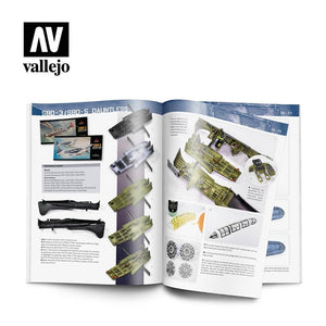 Vallejo 75024 WWII US NAVY Colors - ENGLISH/SPANISH – imagen 4