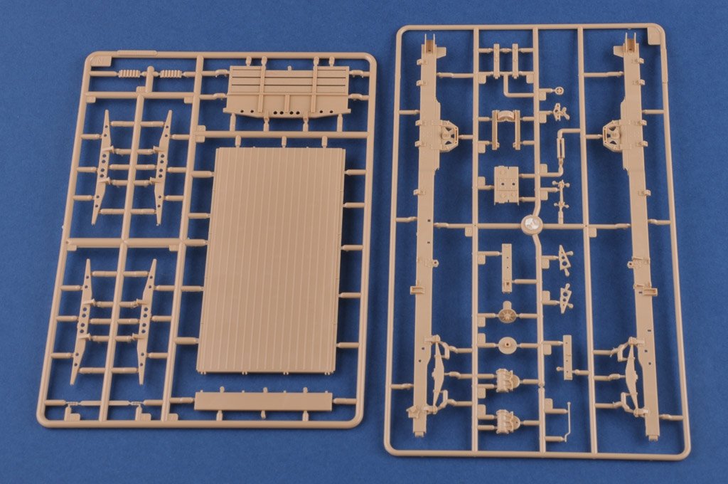 Hobby Boss 85510 Russian KrAZ-260 Cargo Truck 1/35 – imagen 13