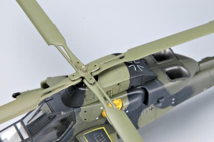 Hobby Boss 87214 Tiger UHT (German) 1/72 – image 4