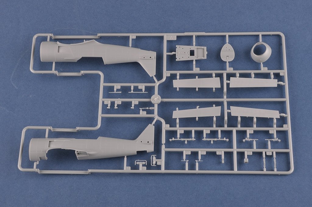 Hobby Boss 81760 Lavochkin La-11 Fang 1/48 – imagen 8