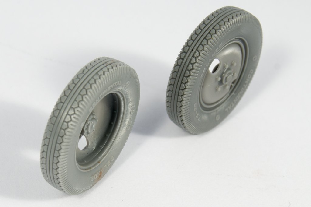 Panzer Art RE35-362 Mercedes 1500 early 2 holes road wheels (commercial pattern) 1/35 – zdjęcie 2