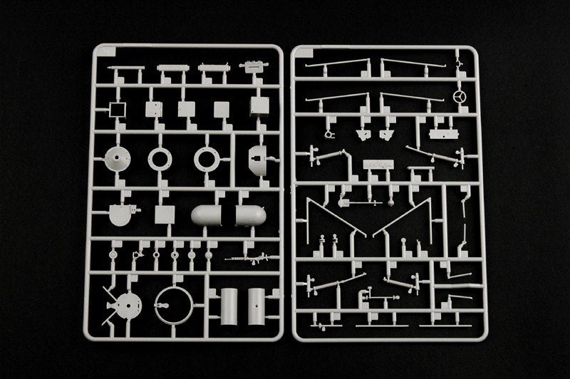 Trumpeter 02321 Soviet NKL-26 Armoured Aerosan 1/35 – imagen 5