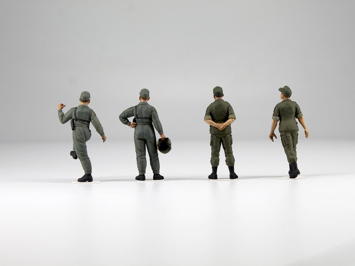 ICM 53101 US Helicopter Pilots (1960s-1970s) 1/35 – immagine 15