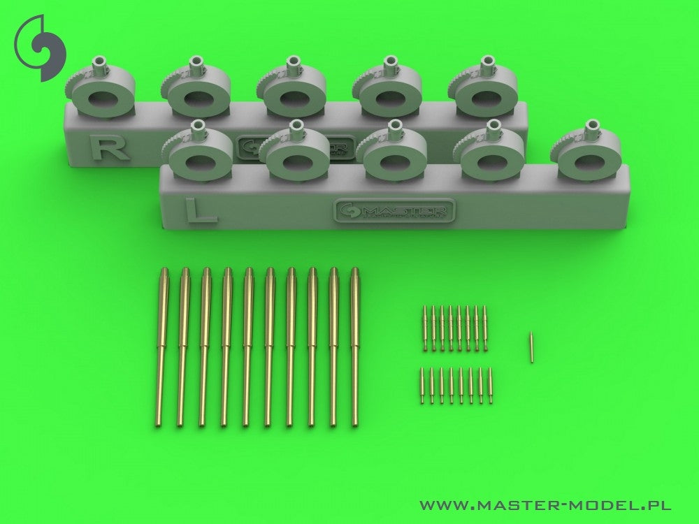 Master SM-350-119 HMS Naiad - canons d'armes - 5,25 pouces (10 pièces), 40 mm POM-POM (8 pièces), Vickers .50cal (8 pièces) et canon de salut Hotchkiss (pour modèle Trumpeter) 1/350