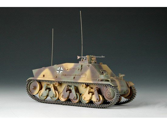 Trumpeter 00355 German 38(H) the artillery observation vehicle 1/35 – imagen 4