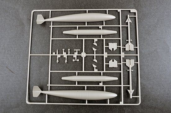 Trumpeter 03221 F-100C Super Sabre 1/32 – image 22