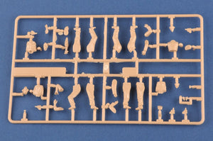 Hobby Boss 84402 German SPG Crew 1/35 – image 4