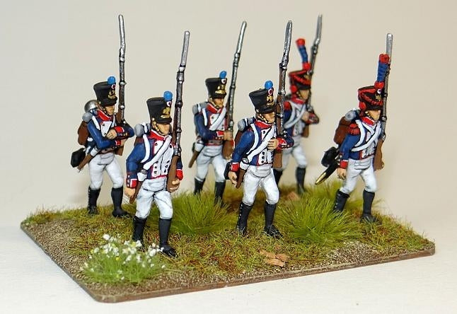Hat 8294 Napoleonic 1815 French Line Infantry Marching 1/72