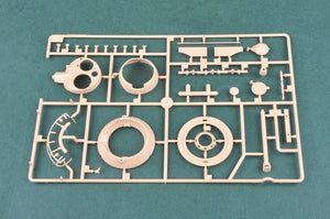 Hobby Boss 82490 French EBR-11 Wheeled Reconnaissance Vehicle 1/35 – imagen 5
